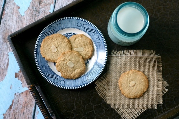 Vegan Almond Cookies Recipe. - Everyday Maven