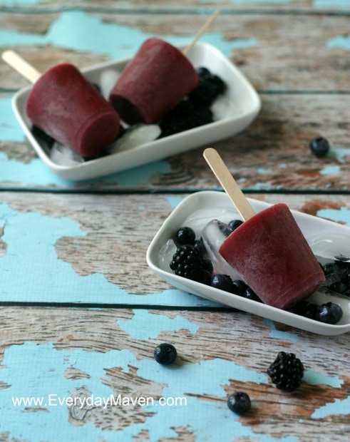 Triple Berry Popsicles #SummerofThePopsicle from www.everydaymaven.com