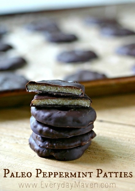 Paleo Peppermint Patties from www.everydaymaven.com