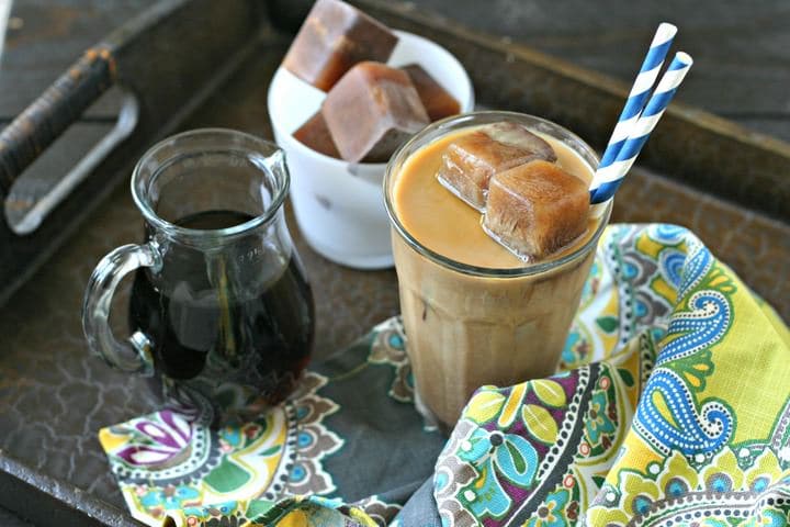 Mocha Ice Cubes for Iced Coffee from www.EverydayMaven.com