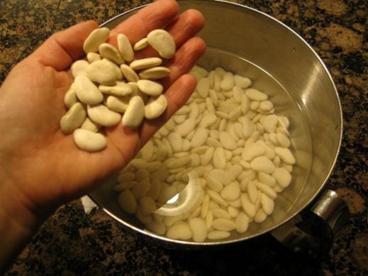 How to Soak Butter Beans from www.EverydayMaven.com